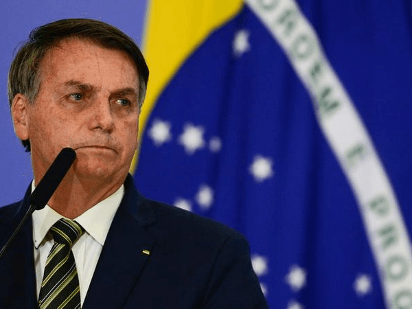 Não dá para ficar muito tempo mais com auxílio, diz Bolsonaro