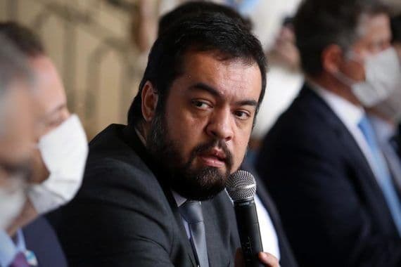 Governador interino do Rio de Janeiro pede ajuda a Bolsonaro e diz que pode ir à Justiça para suspender dívida
