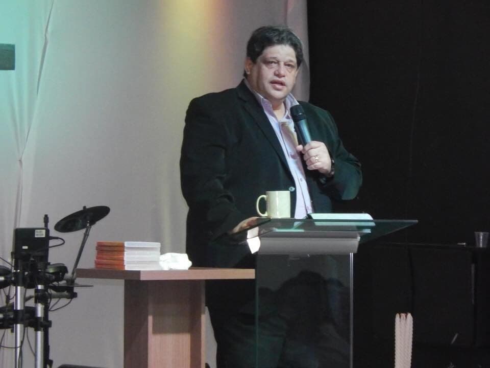 Pastor Kerly Carneiro, da Igreja Batista da Orla, morre vítima de covid-19 em João Pessoa