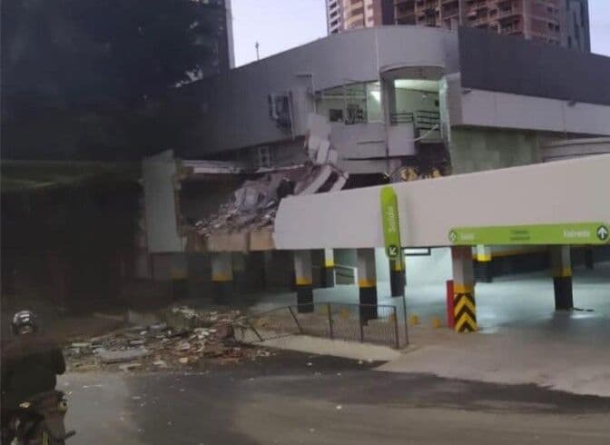 Bandidos explodem caixas eletrônicos no supermercado Pão de Açúcar em João Pessoa
