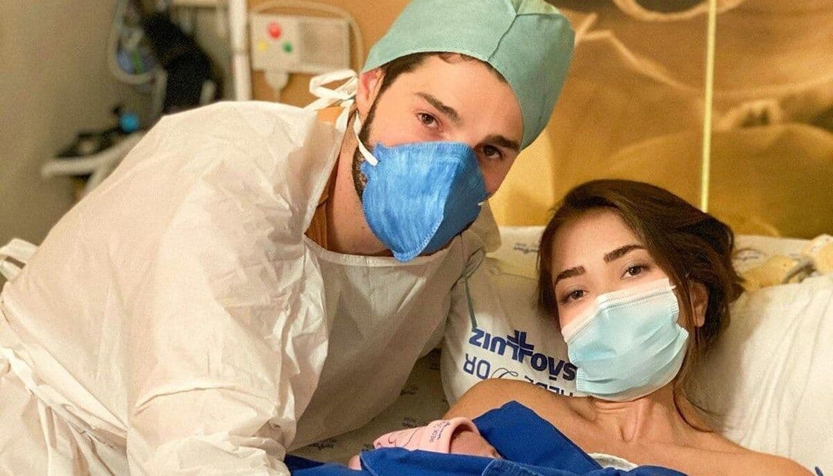 Romana Novais usa redes sociais para dizer que filha com Alok está bem após parto prematuro