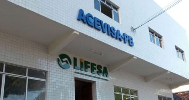 Agevisa alerta para cuidados no consumo de gelo vendido nas ruas no período do Carnaval