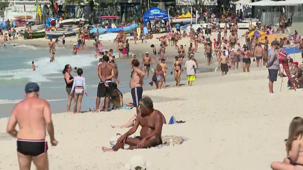 Prefeitura do Rio de Janeiro amplia restrições e proíbe queima de fogos e uso de equipamentos de som em toda a orla marítima
