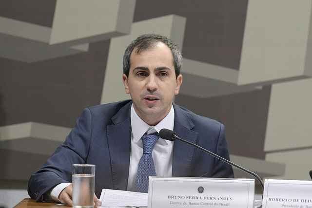 Inflação de 4,5% é espetacularmente melhor que 2,1% previstos em setembro, diz diretor do Banco Central