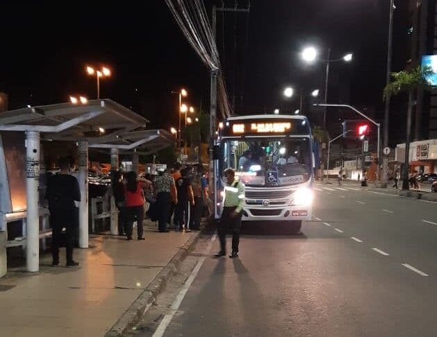 Após decreto, 11 linhas de ônibus do período noturno terão trajeto alterado em João Pessoa