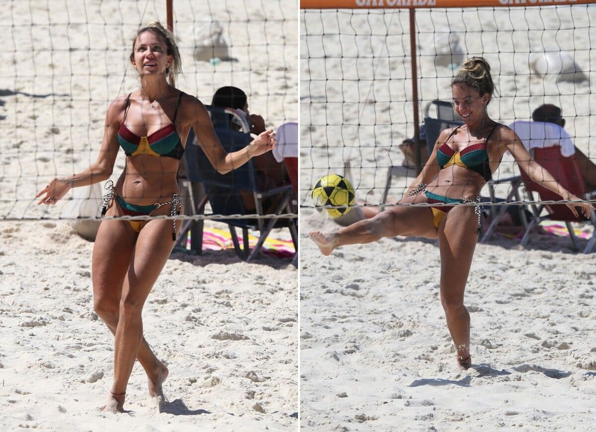 Bárbara Coelho, apresentadora do Esporte Espetacular, joga futevôlei na praia da Barra da Tijuca, no Rio