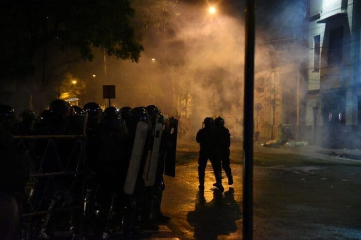 Protestos no Paraguai pedem saída de presidente por má gestão da pandemia do coronavírus