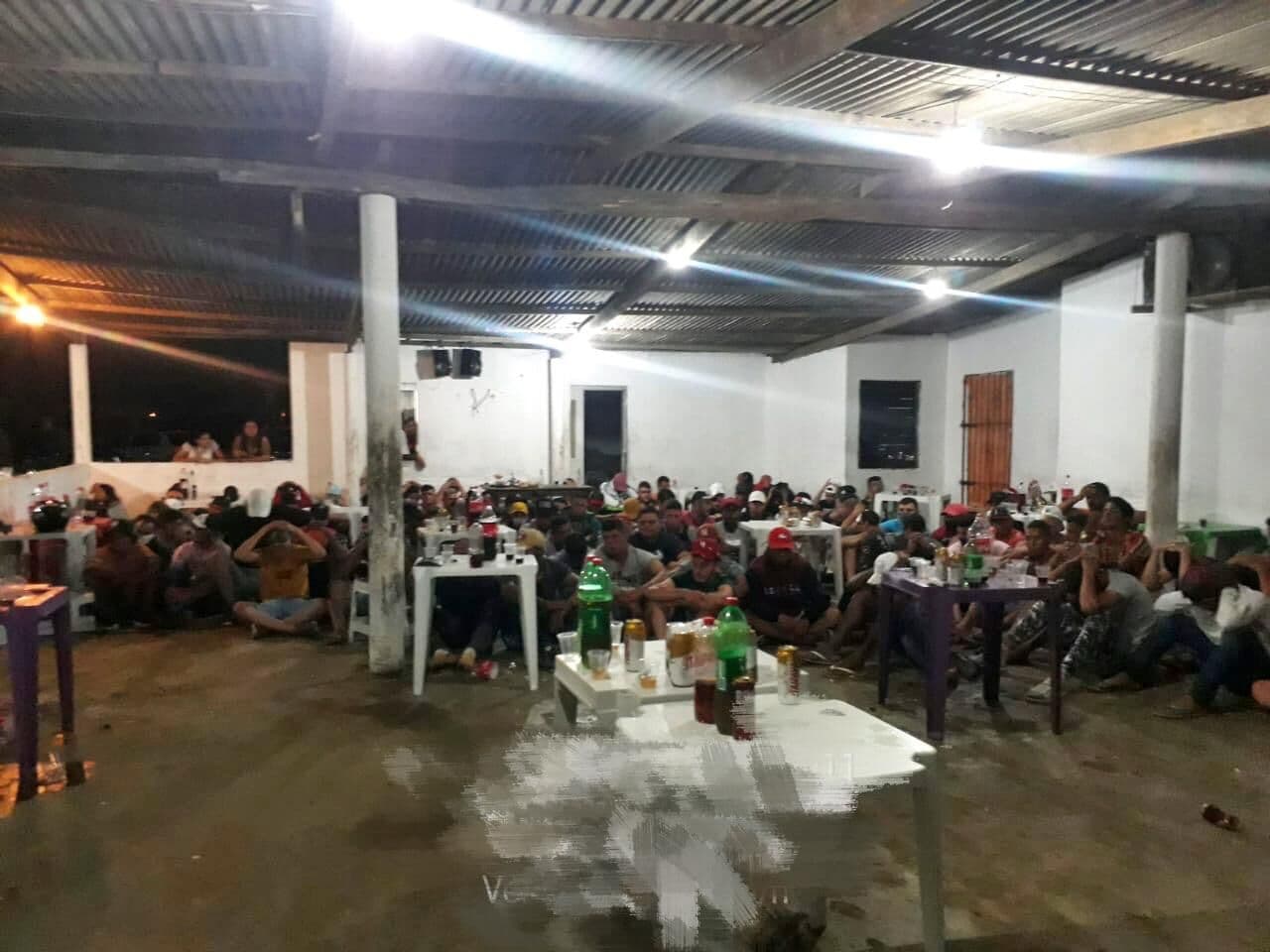 Bar em Campina Grande é flagrado com aglomeração e dono é multado em R$ 5 mil