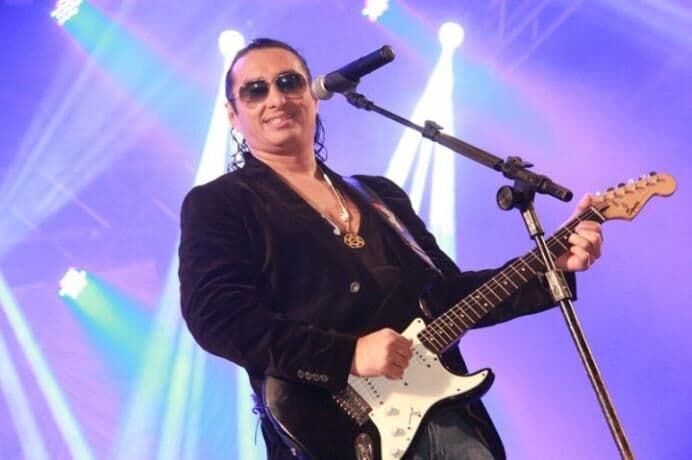 Em tratamento da covid-19, cantor Vicente Nery é extubado