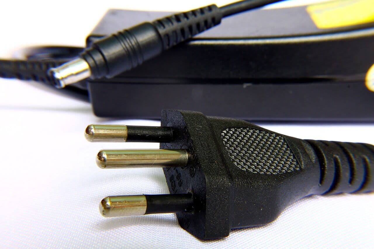 Pelo menos quatro pessoas já morreram por choques elétricos na Paraíba este ano; saiba como prevenir acidentes