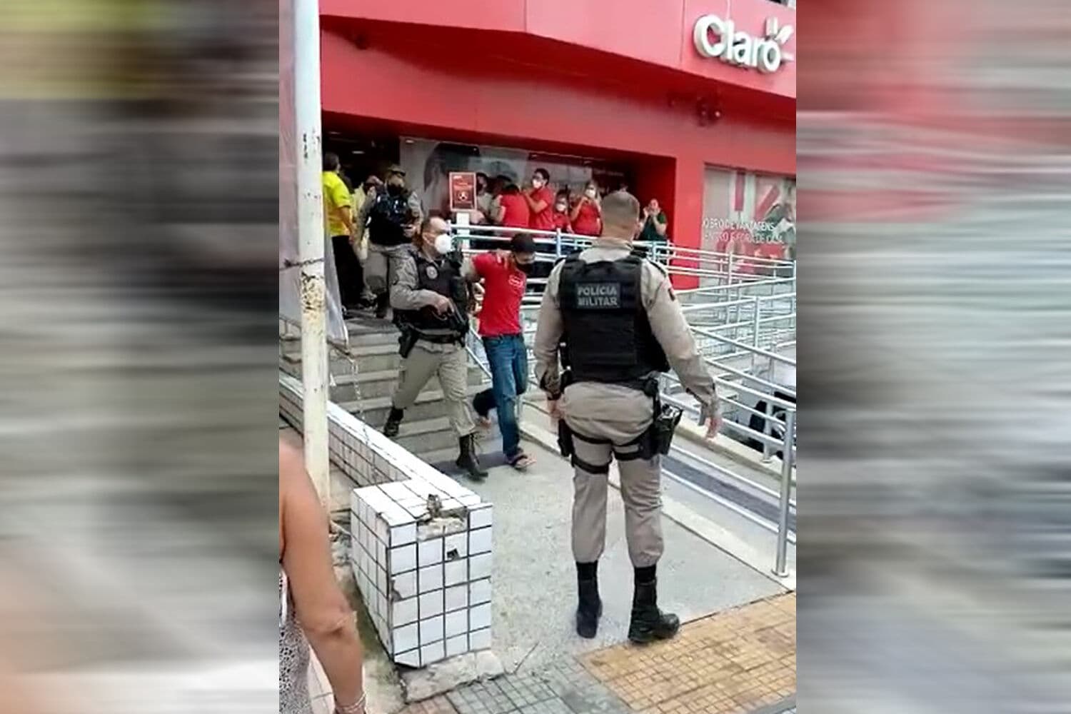 Suspeitos de invadir loja da Claro e fazer funcionários e clientes reféns são presos em Campina Grande