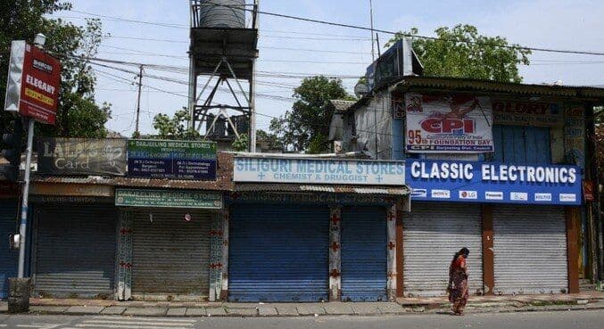 Covid-19: Índia registra menos de 300 mil casos pela 1ª vez em 25 dias