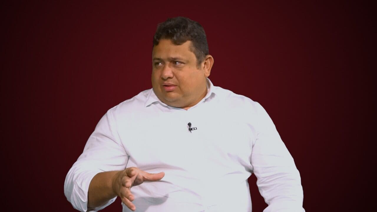 Deputado paraibano é vítima de golpe e tem celular hackeado