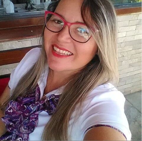 Professora morre de covid-19 mesmo após tomar primeira dose da vacina em João Pessoa