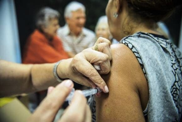 Com 1,3 milhão de doses, Paraíba amplia vacinação contra influenza a toda faixa etária