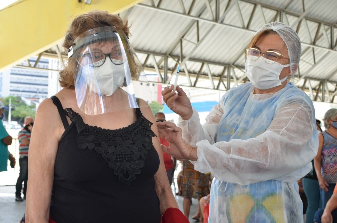 Secretaria de Saúde vacina retardatários neste sábado no Parque do Povo, em Campina Grande
