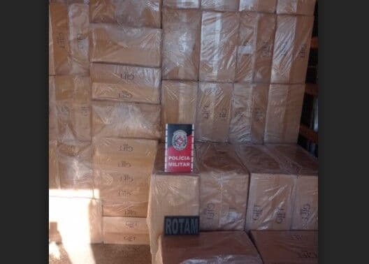 Carga de cigarros contrabandeados avaliada em R$ 2 milhões é apreendida no Sertão paraibano