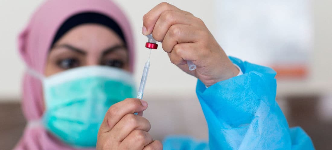 Israel anuncia envio de 1 milhão de vacinas à Palestina em acordo de troca