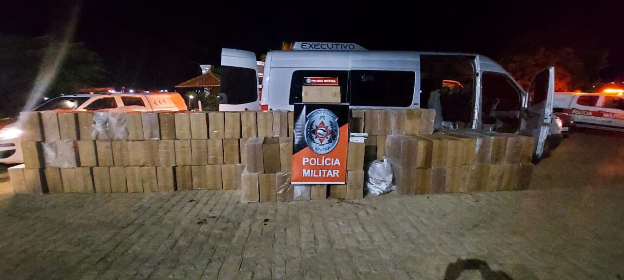 Polícia Militar apreende carga com 125 mil carteiras de cigarro sem nota fiscal na Paraíba