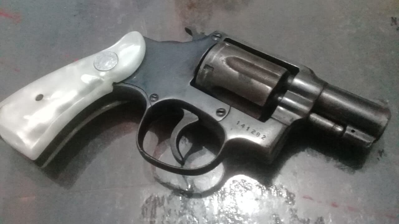 Dupla de adolescentes é apreendida com arma de fogo em Santa Rita