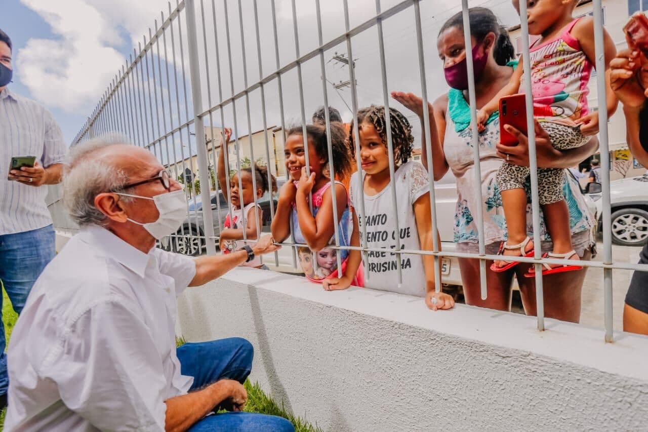 Cícero Lucena inaugura Escola Municipal Deputada Lúcia Braga, com capacidade para até 900 alunos, em Gramame