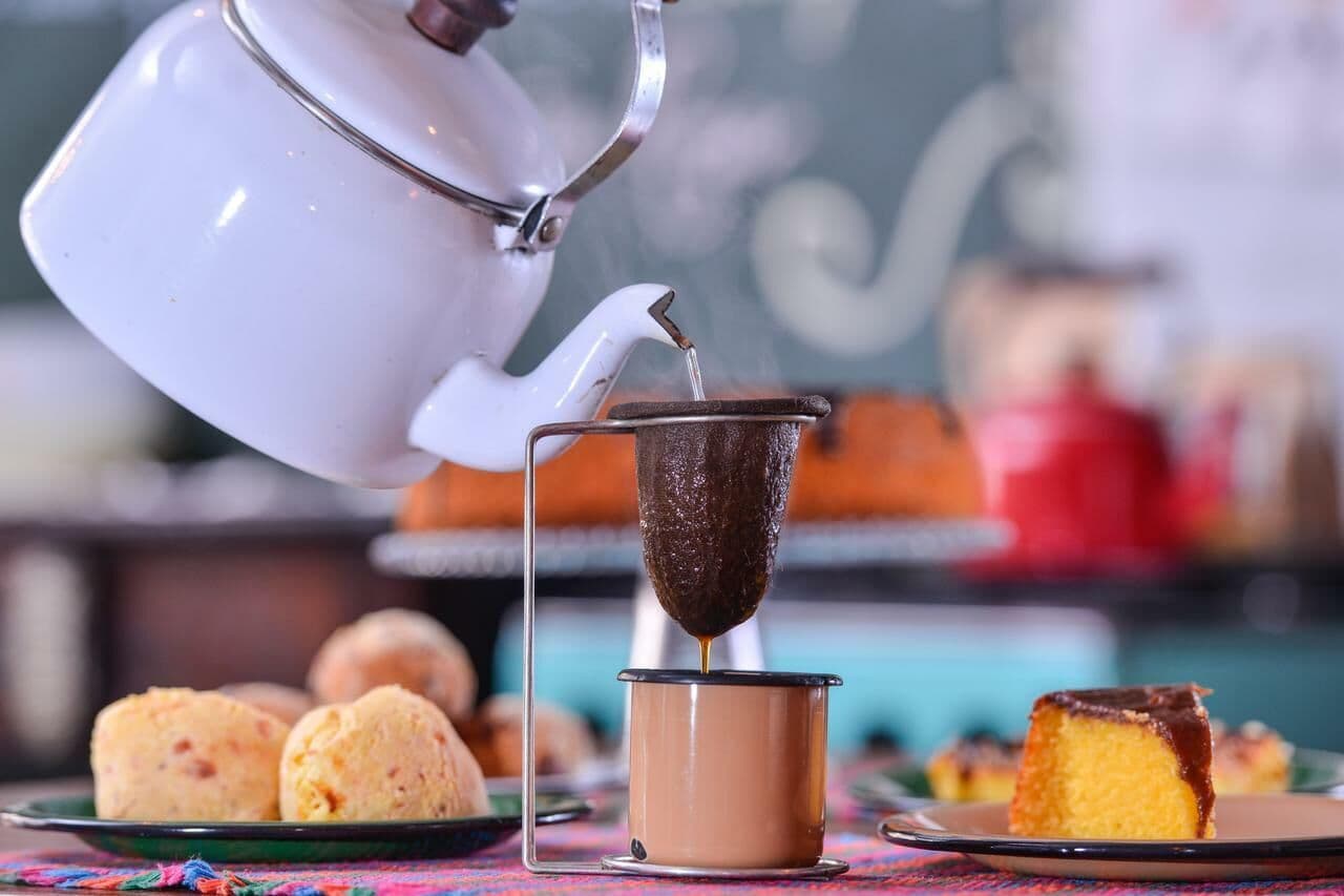 Após feijão com arroz, café com leite também deve ficar mais caro para o brasileiro