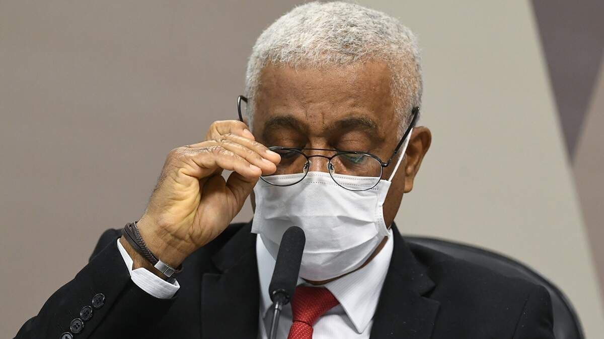 Diretor de farmacêutica diz à CPI que gastou R$ 717 mil em anúncios de ivermectina mesmo sem estudos