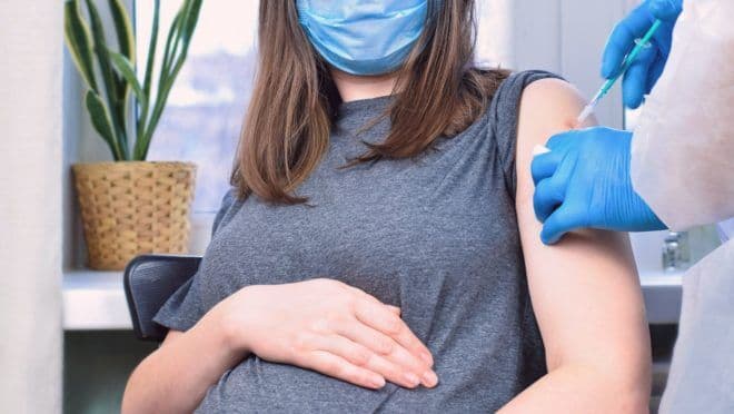 Rio inclui vacinação de gestantes sem comorbidades no Calendário Único