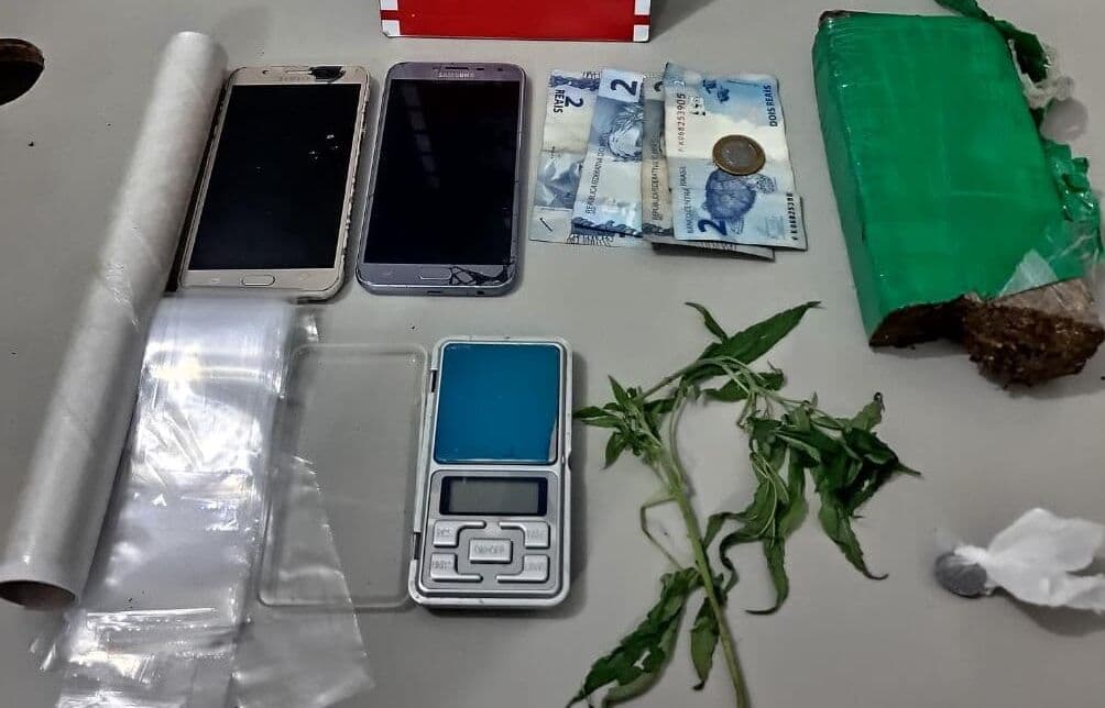 Polícia prende mulheres acusadas de tráfico de drogas em Mamanguape