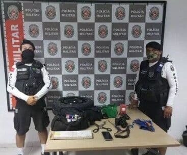 Polícia encontra em lava jato veículo carregado de material para explodir bancos