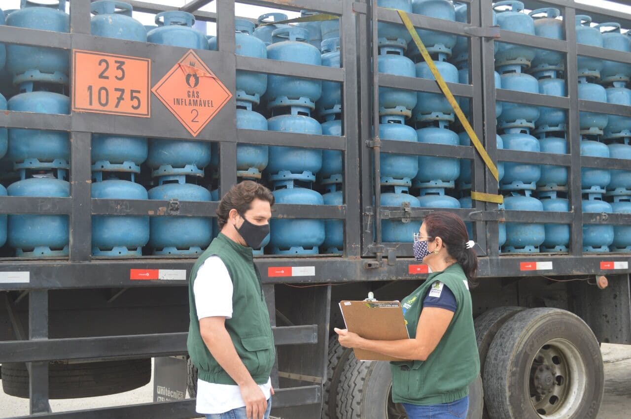 Consumidor pode economizar até R$ 11 no preço do gás de cozinha em Campina Grande