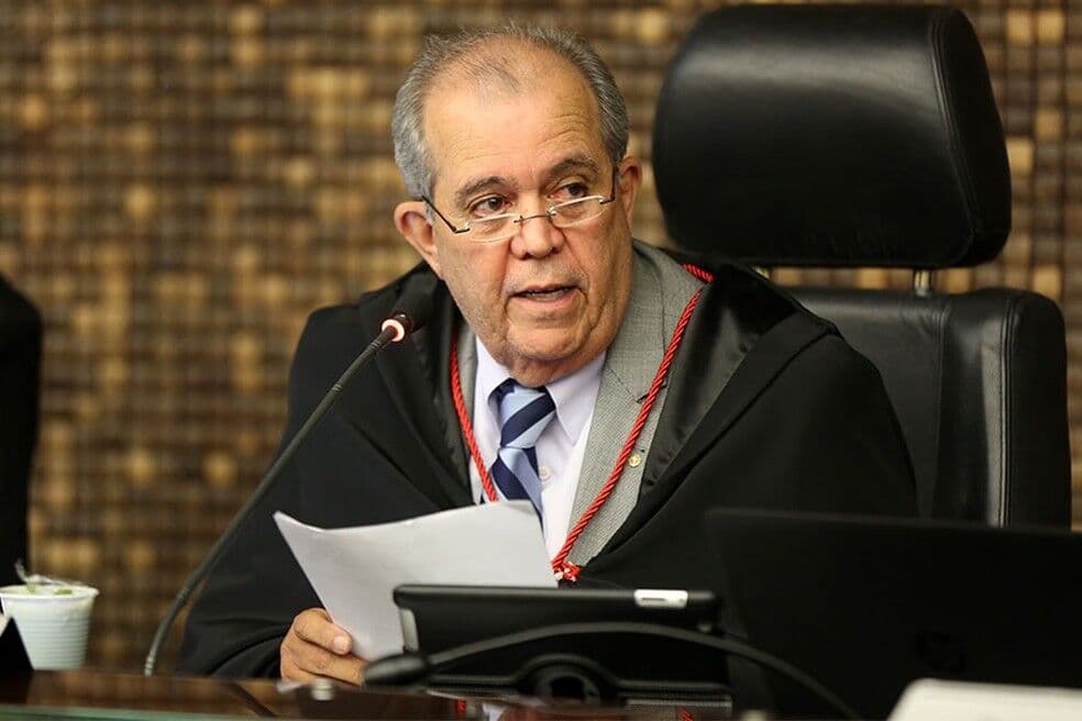 Polícia Federal faz buscas contra desembargador do Tribunal de Justiça de Alagoas