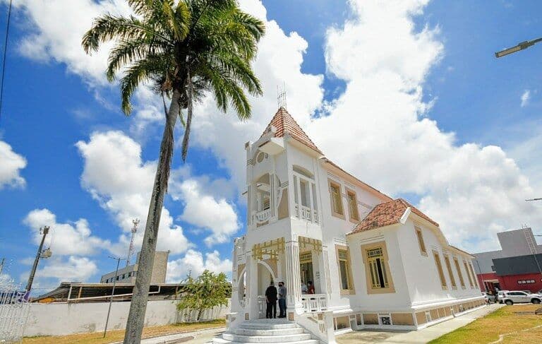 Governador assina decreto de criação do Museu da História da Paraíba, a ser sediado no Palácio da Redenção