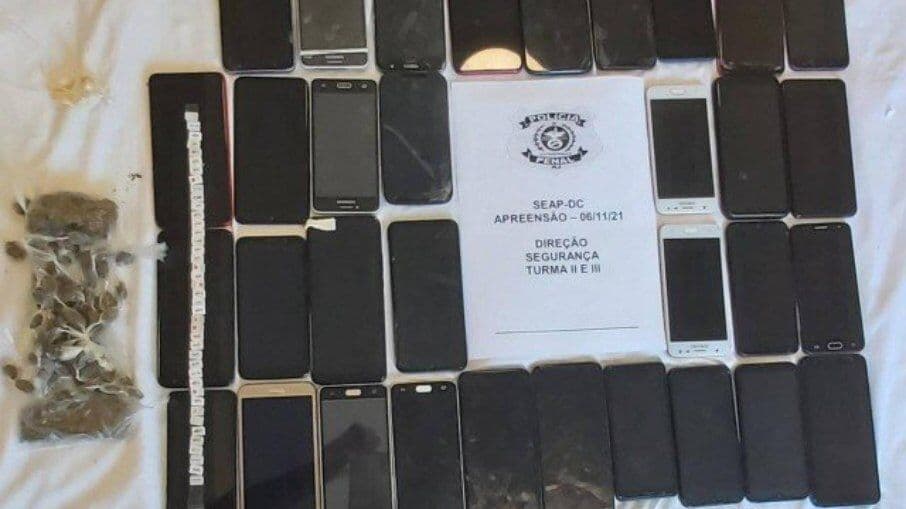 Celulares voltam a ser apreendidos em presídio de 'detento blogueiro'