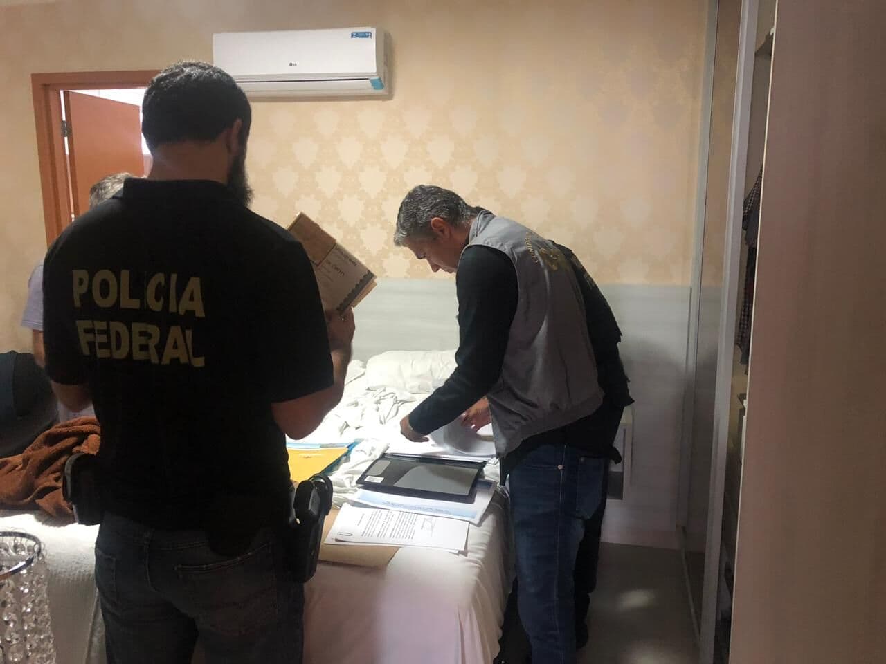 Polícia Federal deflagra terceira fase da Operação Recidiva em quatro Prefeituras da Paraíba