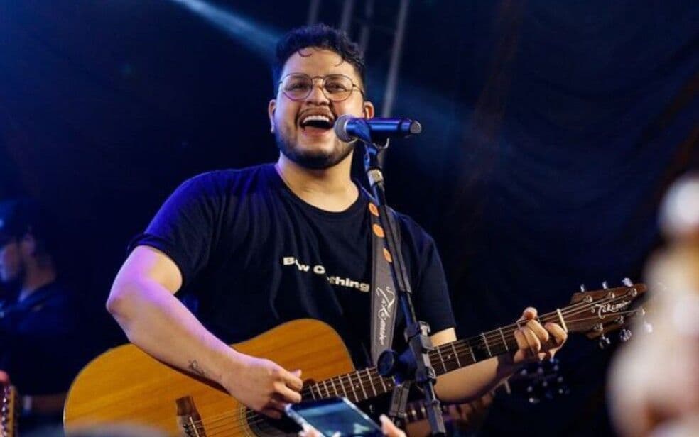 Maurílio, da dupla com Luiza, teve de ser reanimado após parada cardíaca em hospital de Goiânia