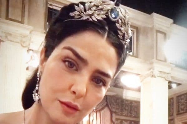 Letícia Sabatella anuncia saída da Rede Globo após 30 anos