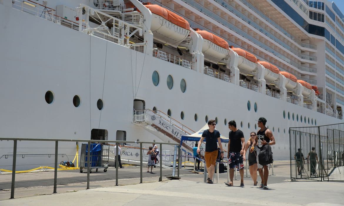 Cruzeiro deve atracar em dezembro no Porto de Cabedelo