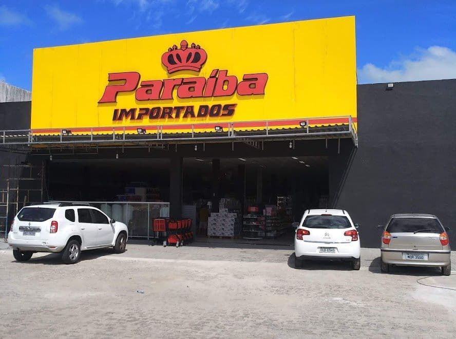 Informação de incêndio na Casa Tudo é fake e fogo atingiu loja Paraíba Importados, na Estrada de Cabedelo