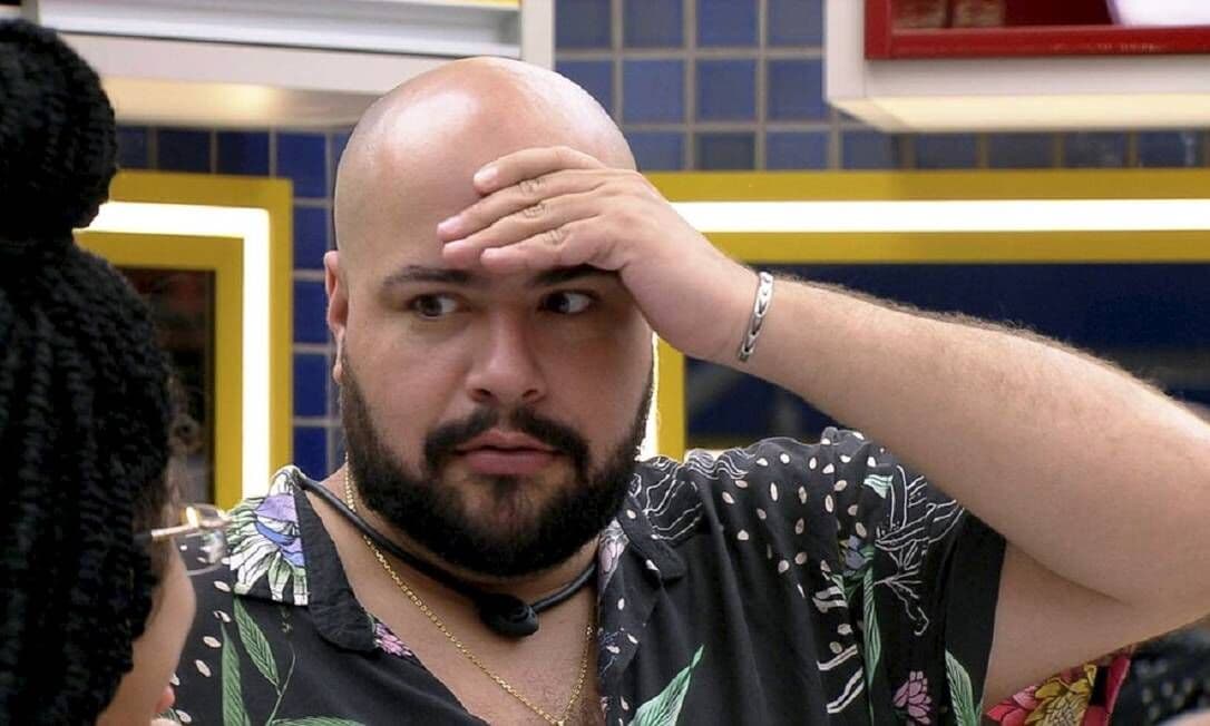 Tiago Abravanel fala de relação com Silvio Santos e expõe mágoa: 'A família de margarina não é real'