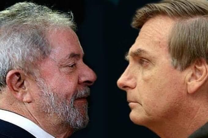 Bolsonaro lidera intenções de voto nas eleições de 2022 contra Lula, revela pesquisa