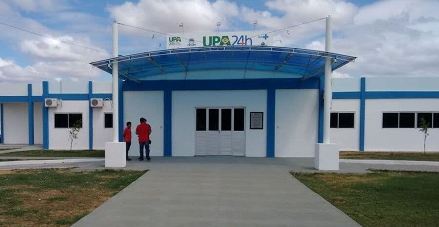 Adolescente fica gravemente ferido após ser atingido por quatro disparos em Patos