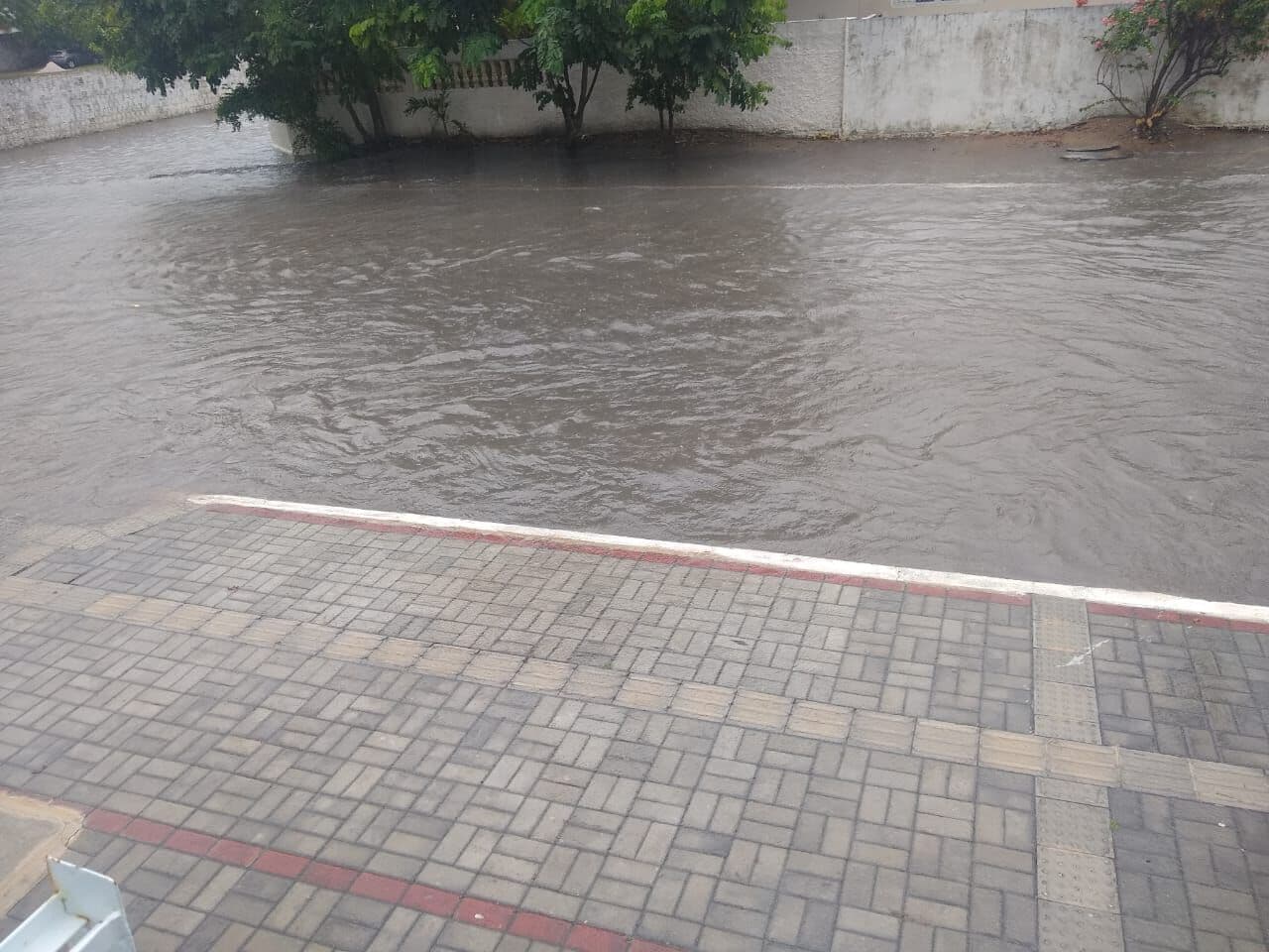 Inmet emite alerta de perigo por acumulado de chuva para João Pessoa e mais 21 municípios paraibanos