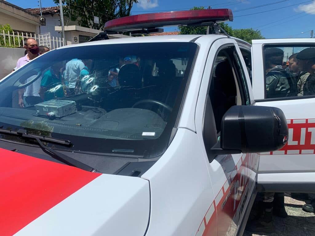 Homens invadem casa em João Pessoa, matam pai e deixam filho ferido