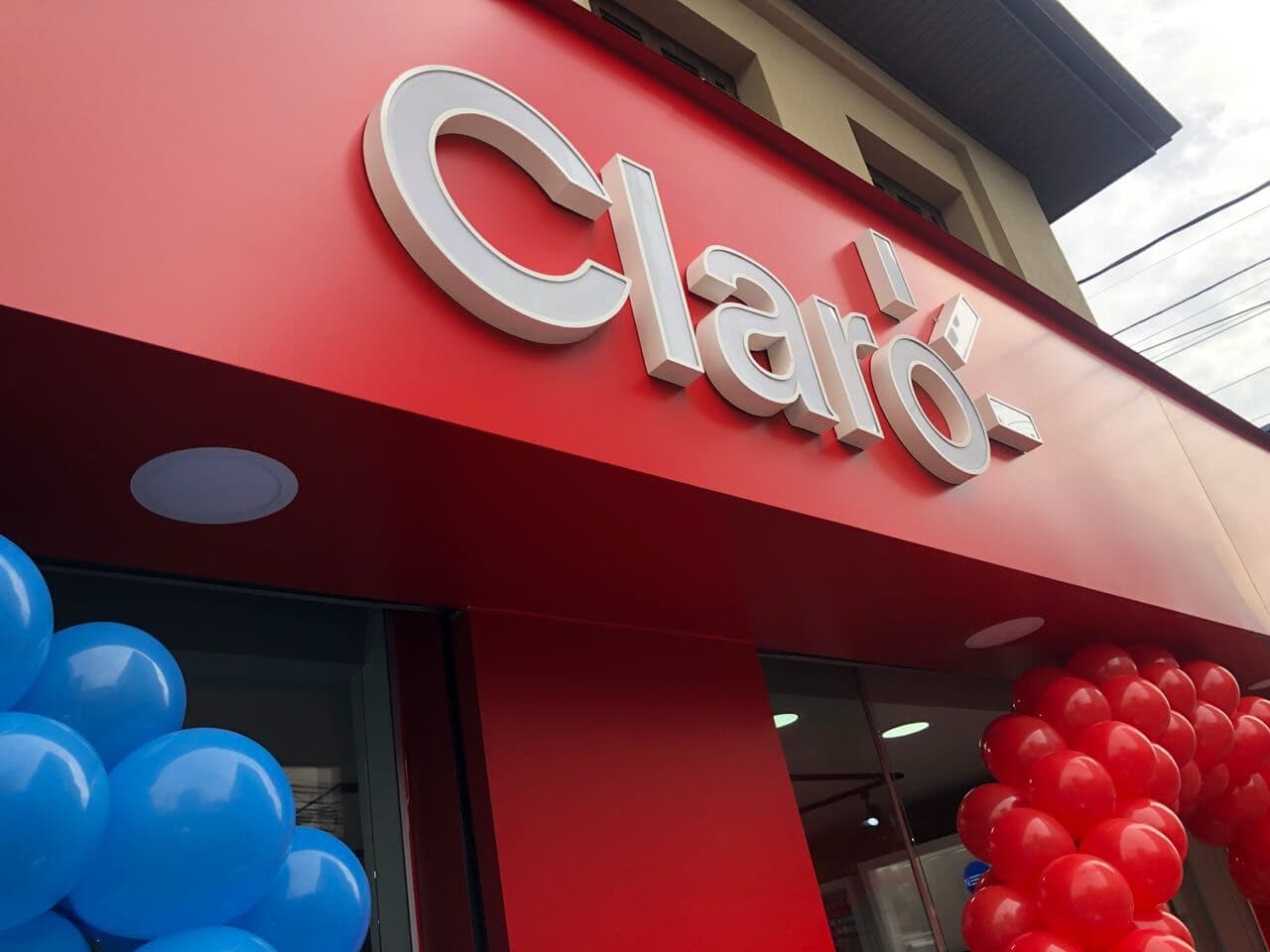 Claro sem sinal: clientes reclamam de serviço fora do ar