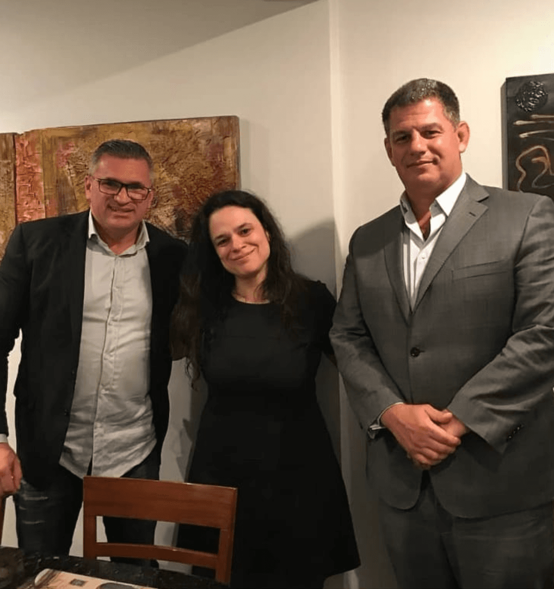 Julian Lemos responde a provocação de Eduardo Bolsonaro e afirma que sempre foi apoiador do presidente