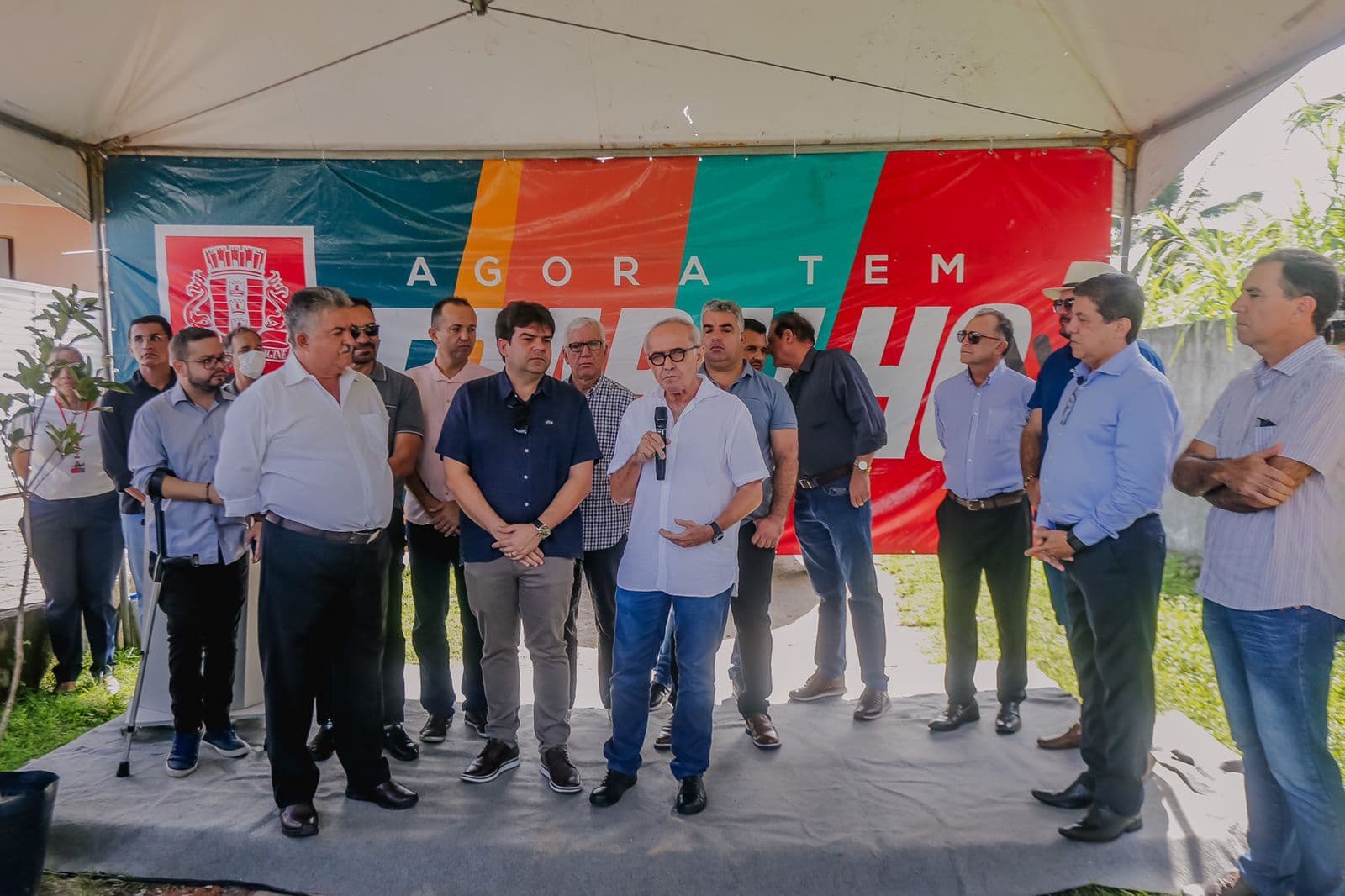 Prefeito autoriza pavimentação em asfalto e calçamento no Funcionários IV, em João Pessoa