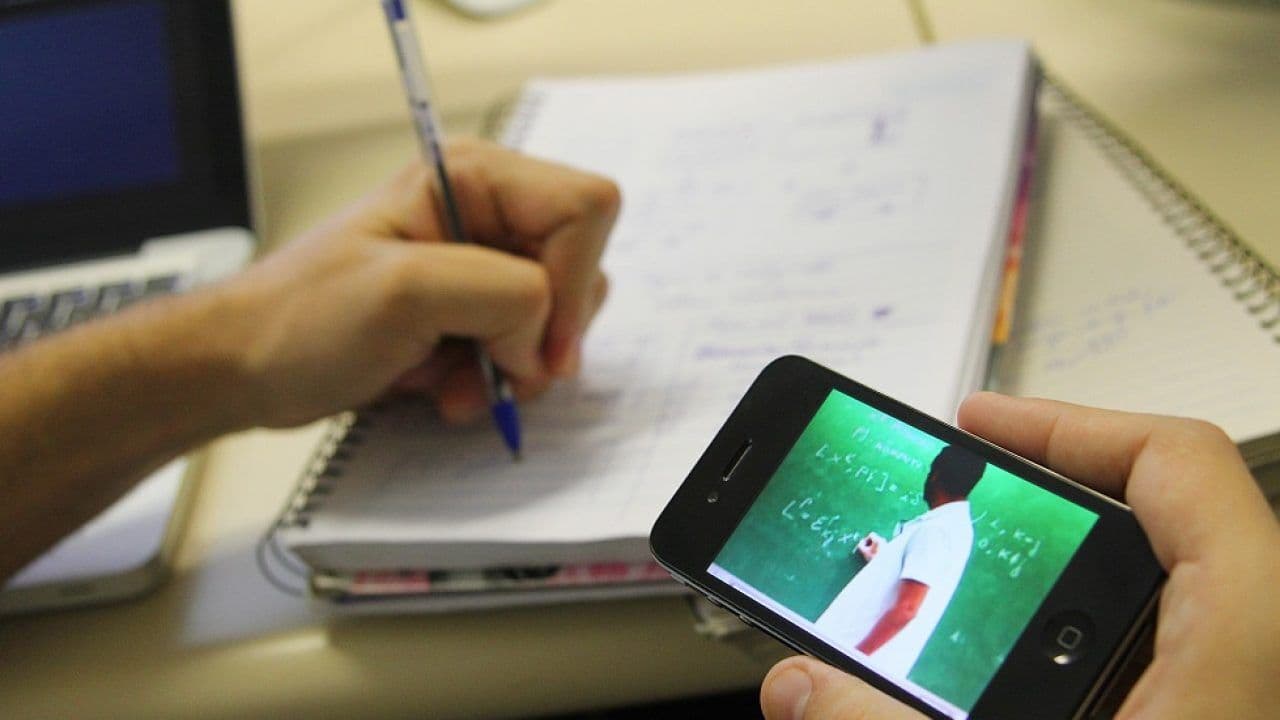 Oito em cada dez brasileiros demonstram rejeição a ensino domiciliar, diz Datafolha