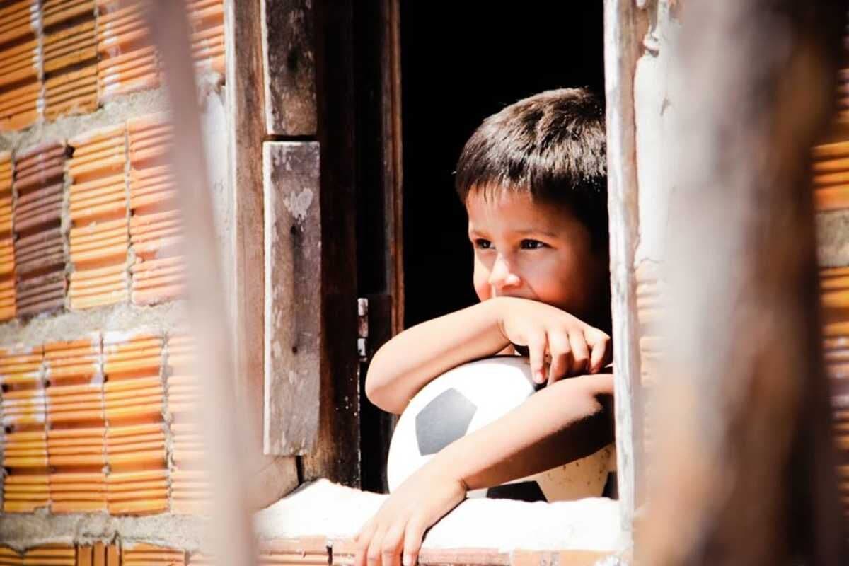 Operação policial busca criança de 7 anos desaparecida em João Pessoa