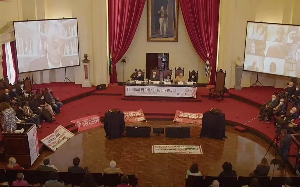 Tribunal dos Povos julga Bolsonaro por crimes contra a humanidade